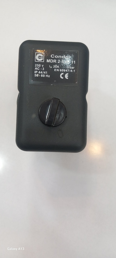 کلید اتومات چهارراه کمپرسور کُندور CONDOR MDR 2-EA/11 فشار 11 بار